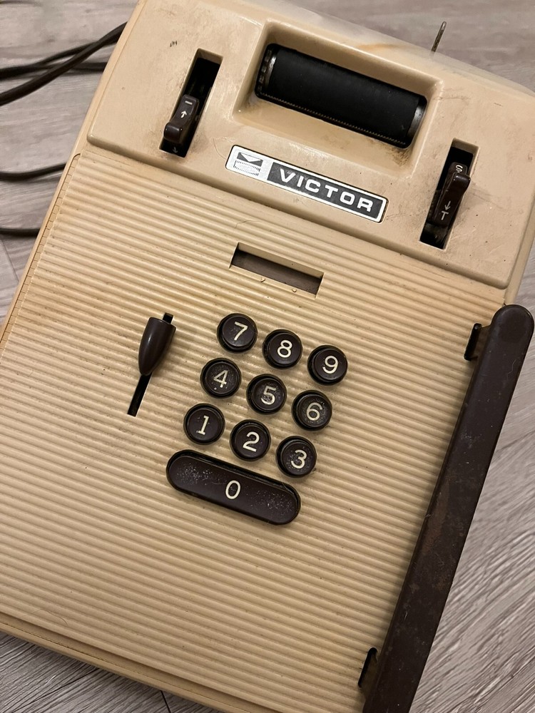 10 KEY ADDING MACHINE Victor EXCELLENT CONDITION Comtometer Untested VINTAGE