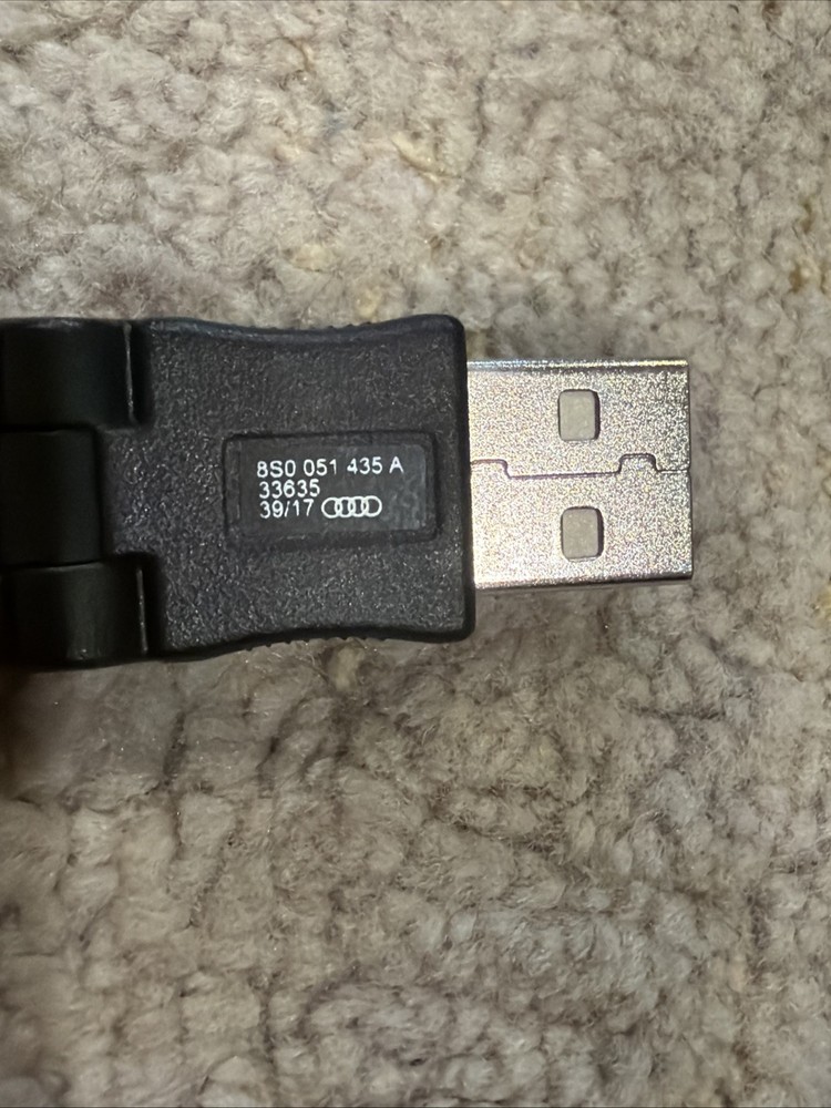 original Audi USB Adapter Cable For Android Micro-USB Auto Open Box