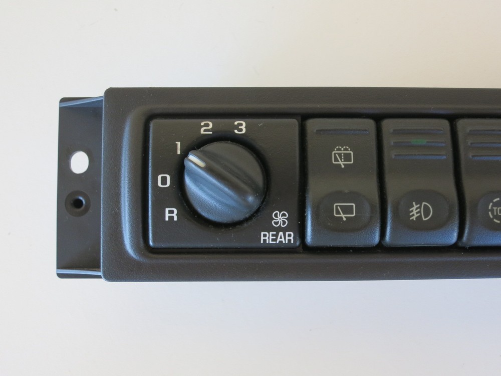 01-04 Olds Silhouette "Rear" Climate Control Panel Temperature Unit A/C Heater