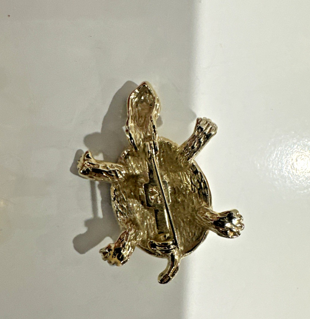 LOT Animals, Insect, person, Brooches, Hair claps 18 pc AAi,Avon, AK, Napier