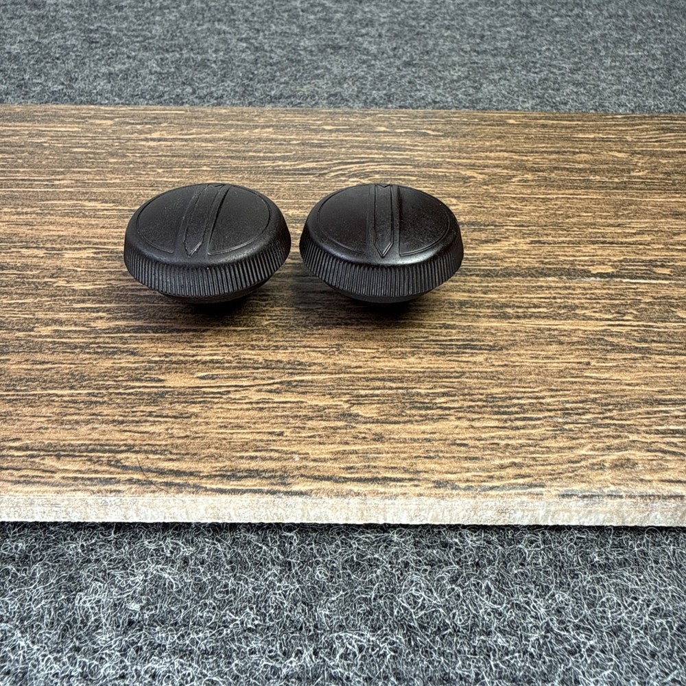 Vintage Original RCA Radio Knobs 2pc 1930s Bakelite 1/4" D Shaft