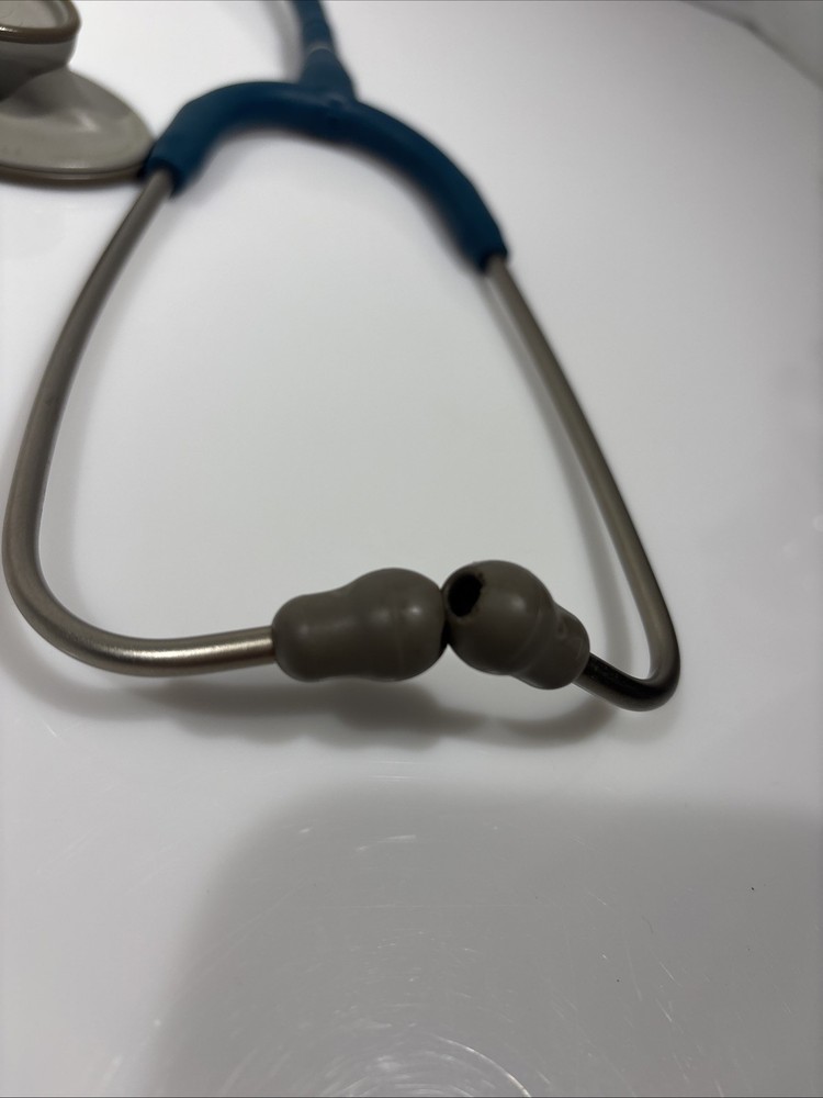 3M Littmann Lightweight II SE Stethoscope Blue