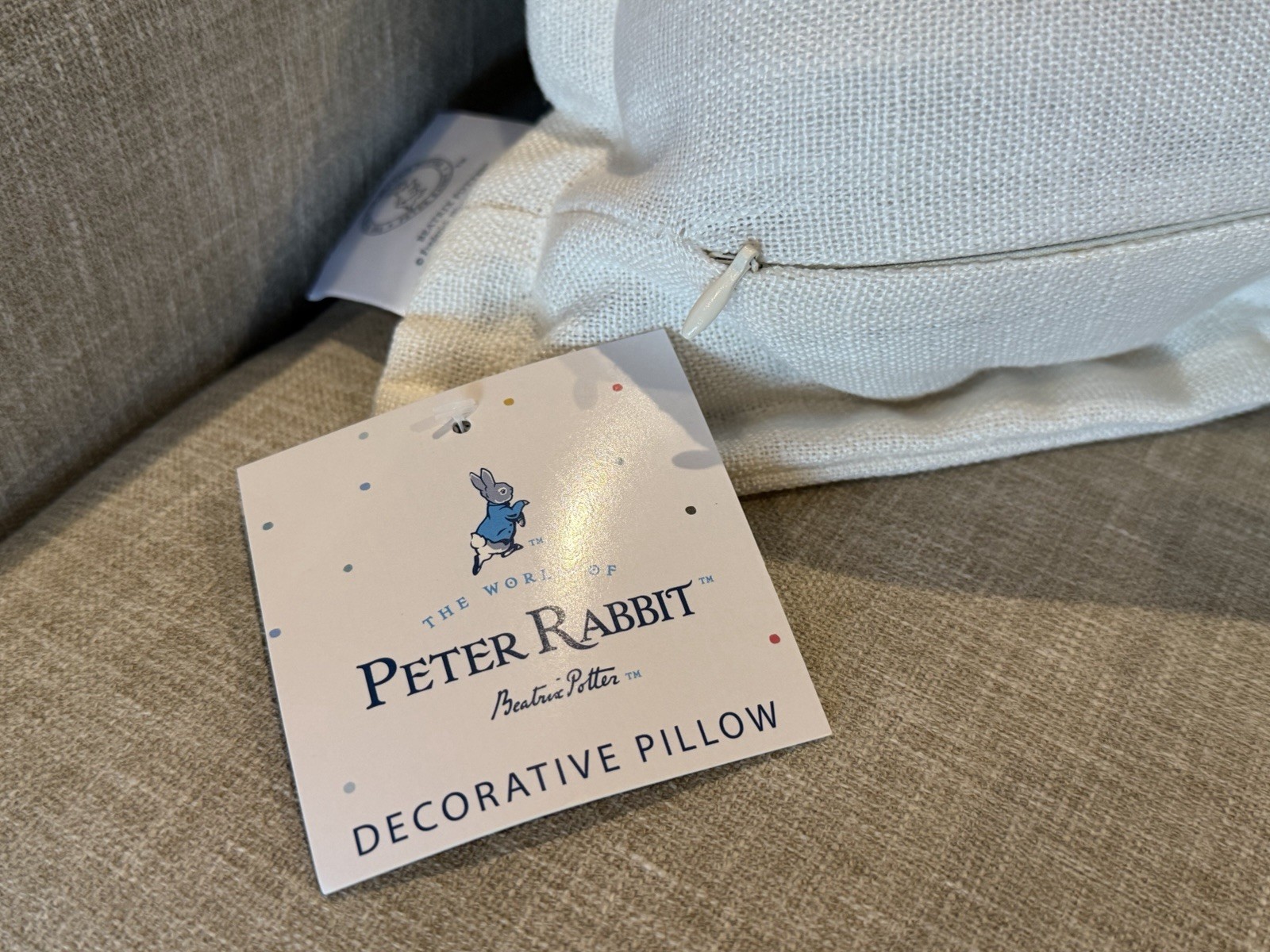 Beatrix Potter DECORATIVE PILLOW (14" x 20") PETER RABBIT IN THE GARDEN - NEW