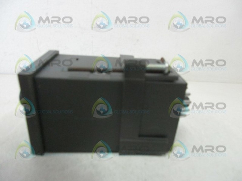 TEMPATRON TT4802-11 TIMER RELAY NSNP