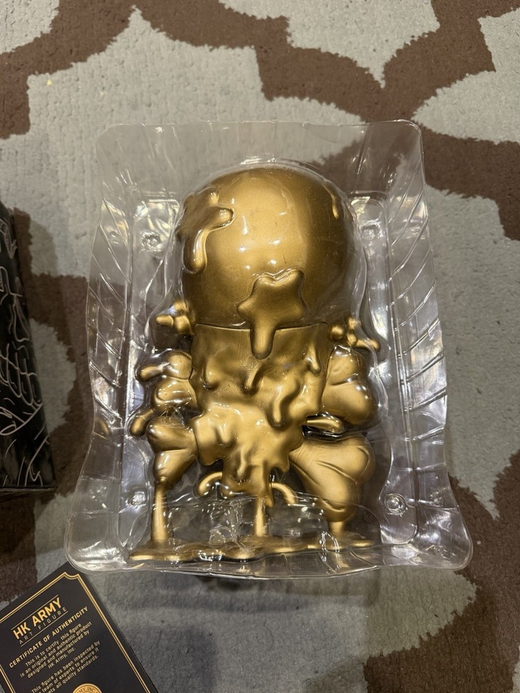 HK ARMY SKULL BONES FIGURE!