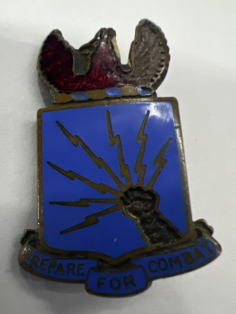 WW2 US Army USAAF Eastern Flying Training Command "Prepare For Combat" Lapel Pin