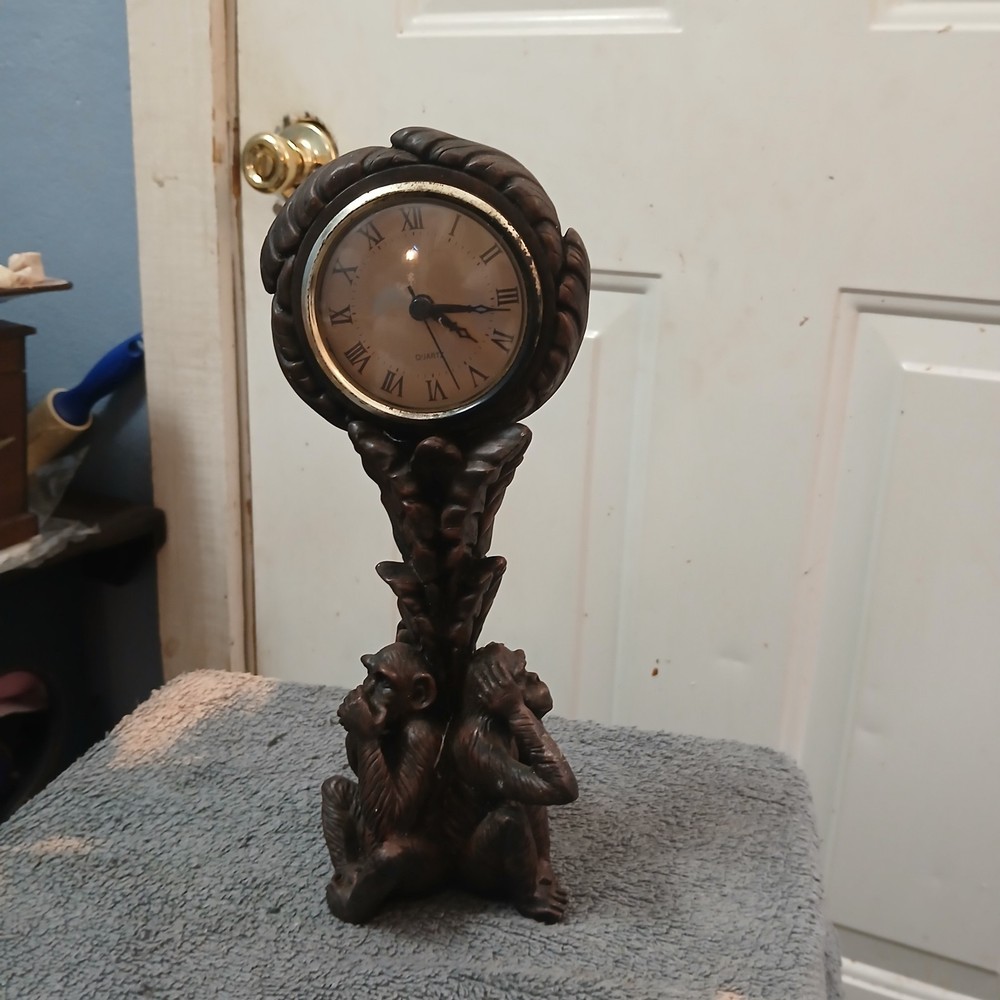 Older  Monkey Clock Hear No Evil Speak No Evil See No Evil Read