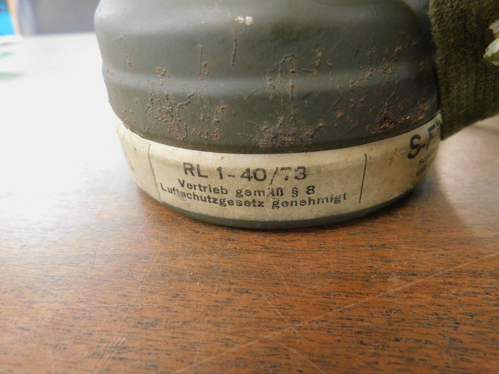 WWII Luftschutz Gas Mask with extras
