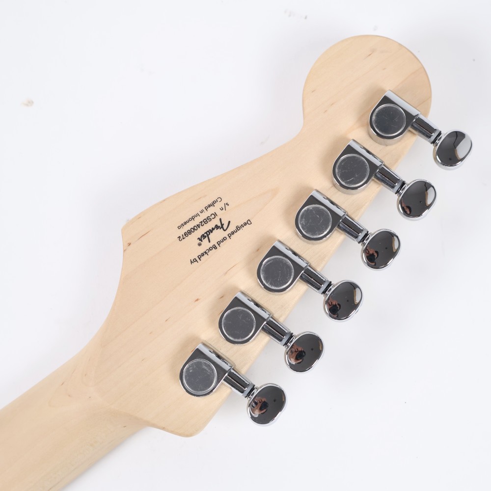 Squier Squier Used Maple fingerboard White w/Soft case
