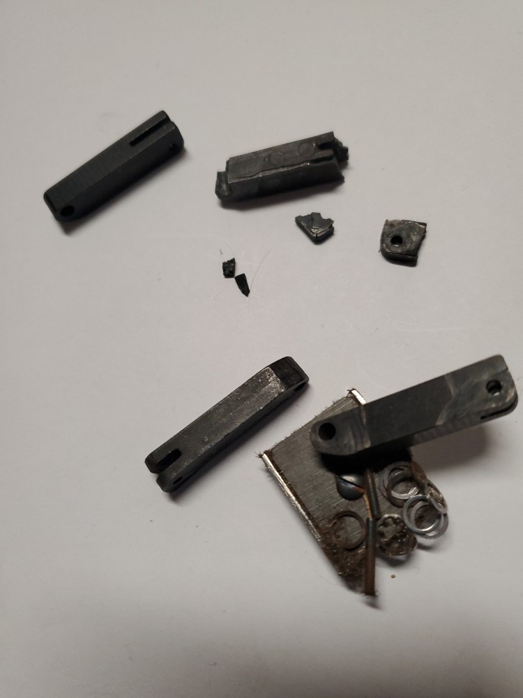 Schimel Pistol Cocking Link