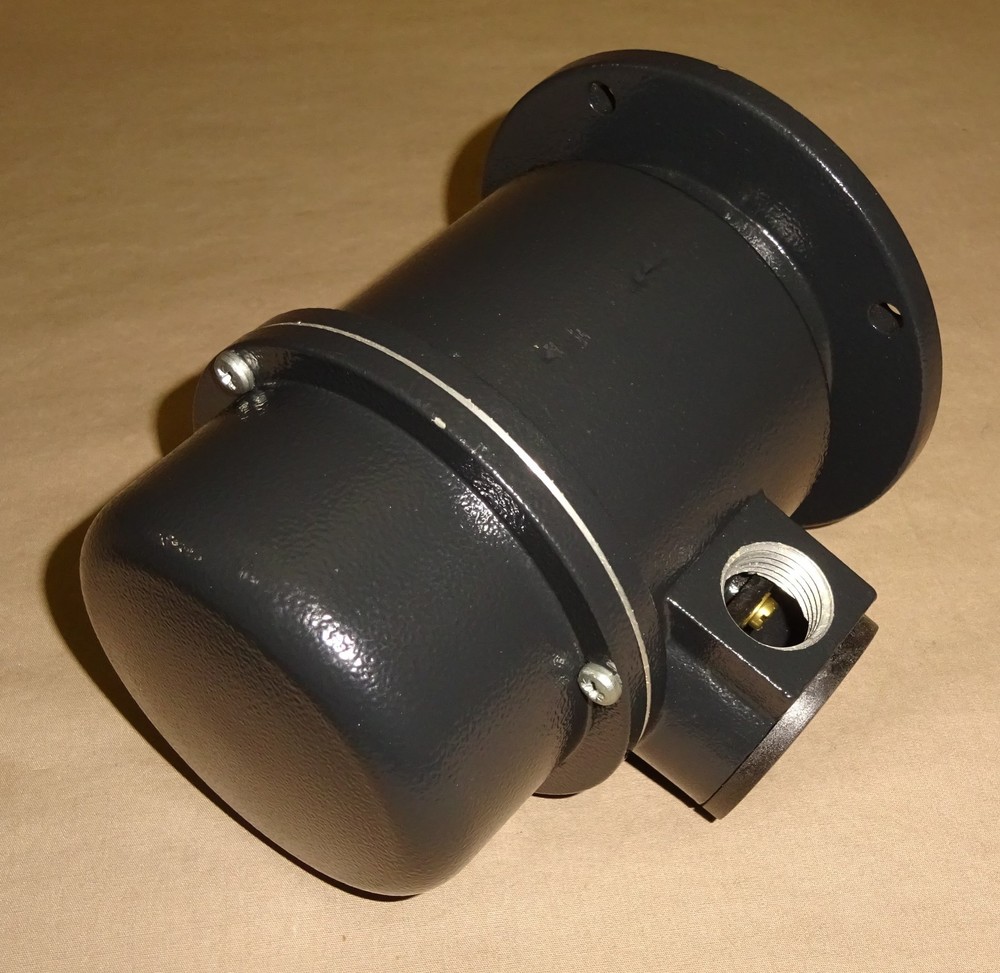 Amicon APY-50 DC Tachometer APY50 Hubner NEW