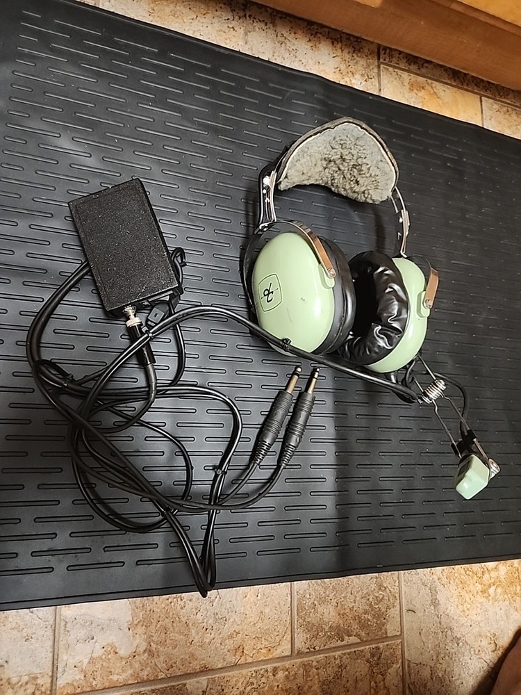 David Clark TSO-C58a Aviation Headset Model M-4 UNTESTED