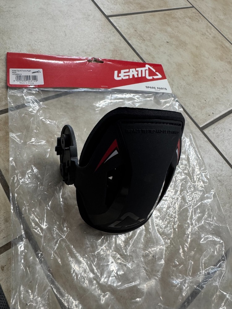 LEATT KNEE CUPX-FRAME RIGHT 4108663015