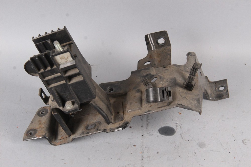 08-15 MITSUBISHI LANCER EVOLUTION EVO X POSITIVE BATTERY TERMINAL BRACKET