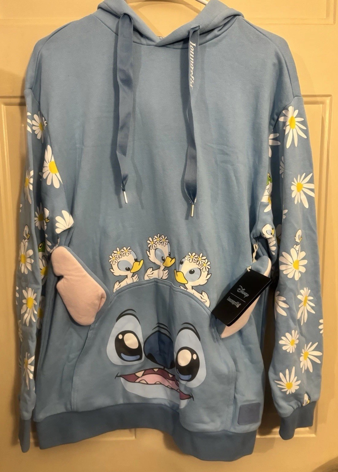 Disney’s Loungefly   Leo And Stitch Hoodie Pull Over Small Unisex