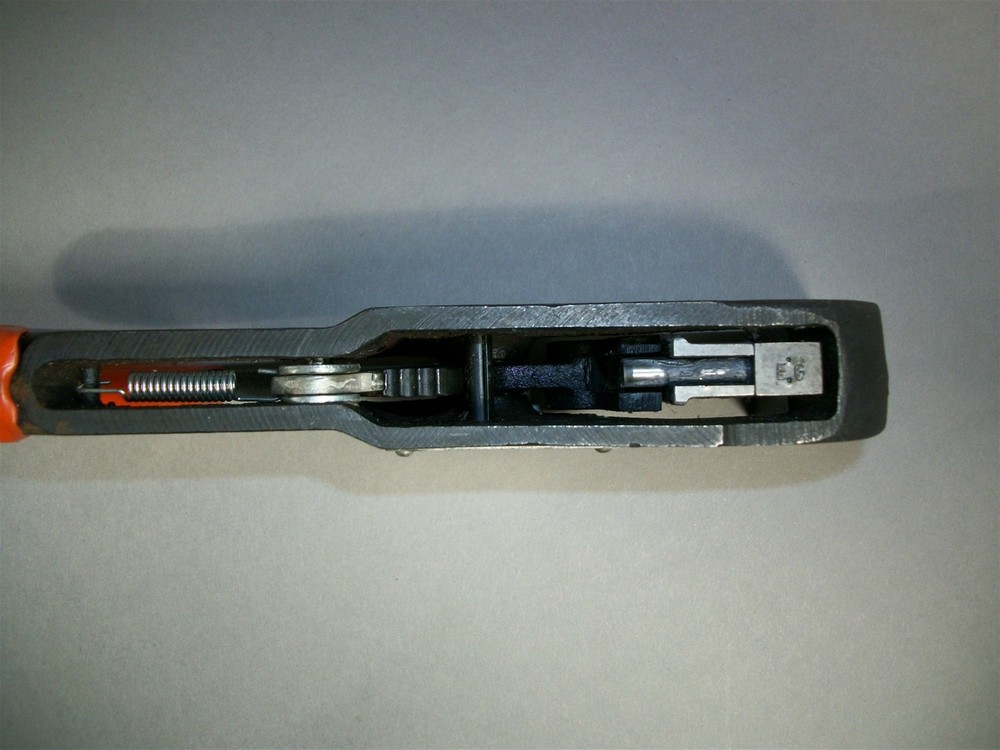 Thomas & Betts WT-203 Grd Sheath Conn GSC 175 - USED