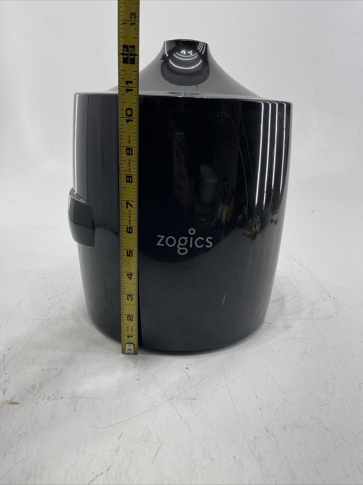 Zogics Wipe Dispenser, Black Wall Mount