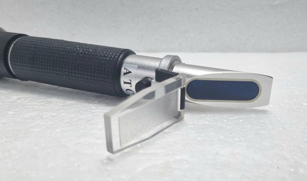 Portable Refractometer ATC