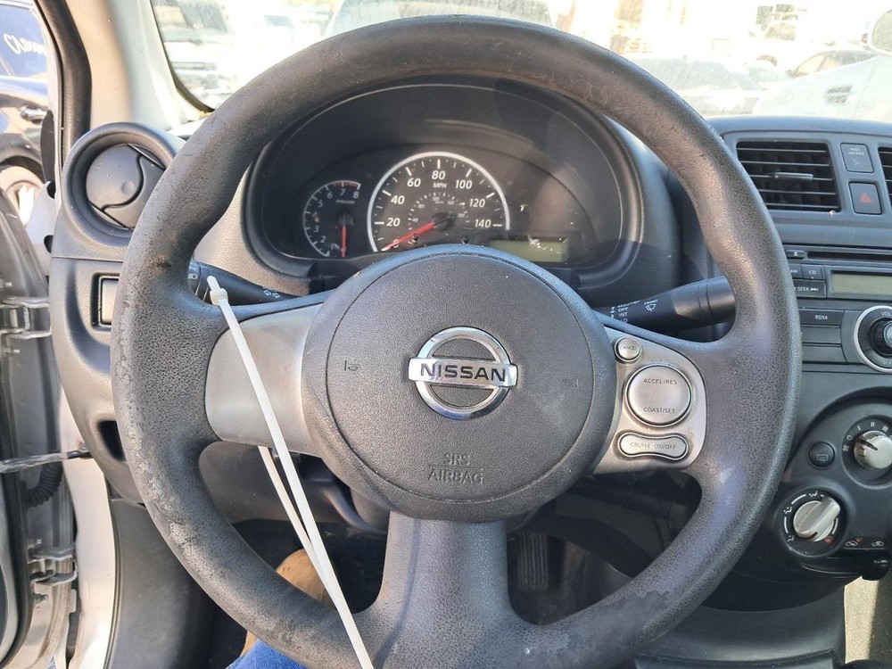 VERSA 2014 Glove Box 4841012