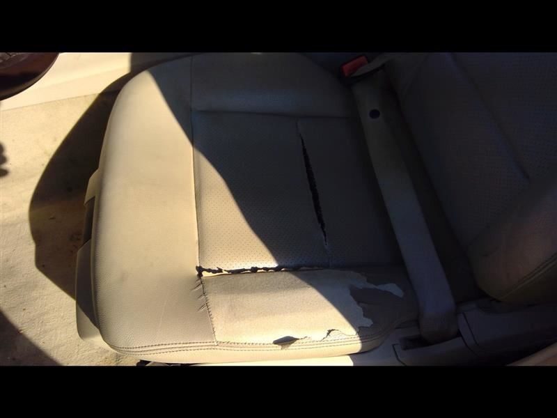 E350 2015 High Mounted Stop Light 1083364