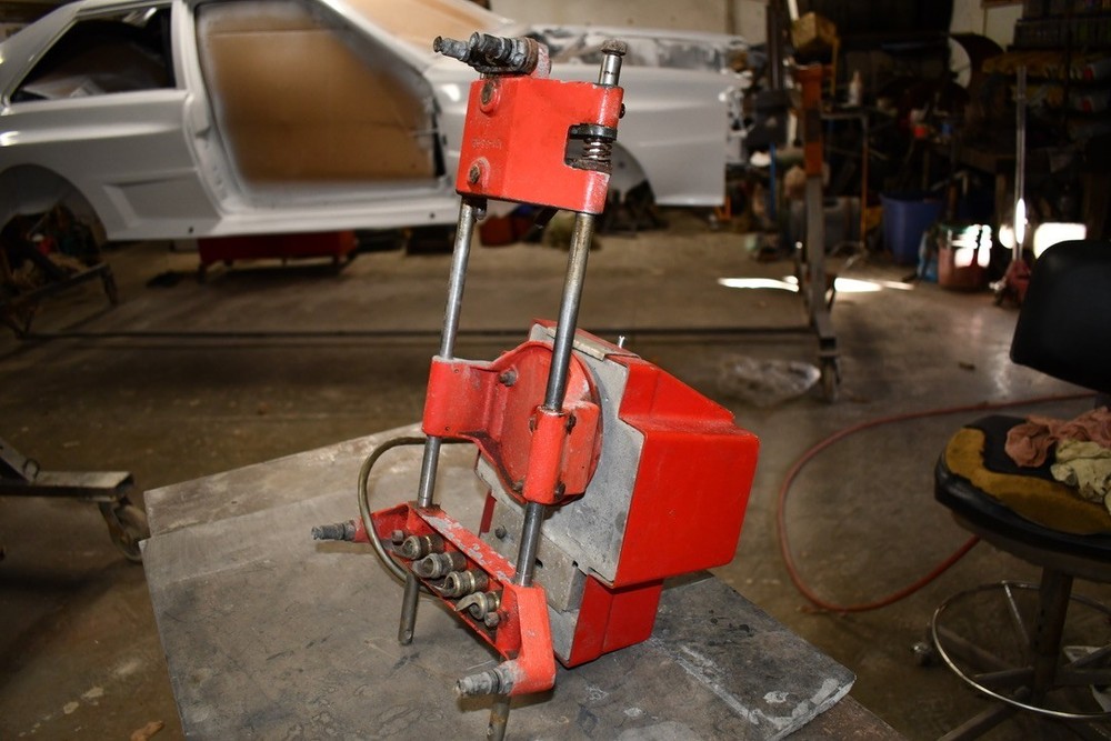 Hunter A111 left front alignment head, should work but can't guarantee it