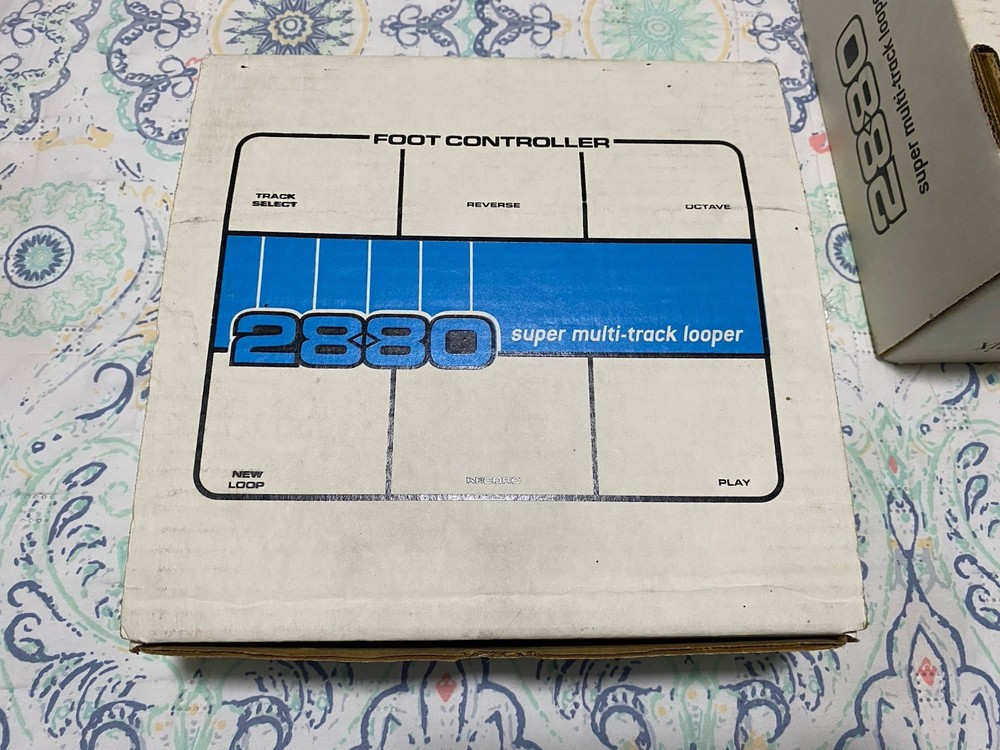 electro harmonix 2880 Looper / Footswitch Near mint!!!