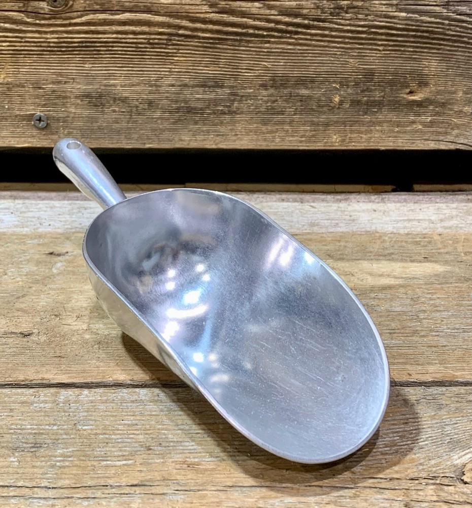 Cast Aluminum Scoop, Rust-Resistant