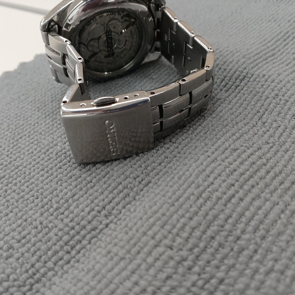 Automatic Watch Model 4R39 00B0 SEIKO