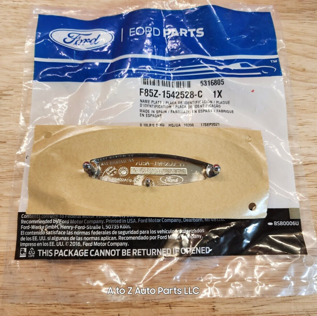 NEW 99-07 Ford F250 F350 SD, 00-05 Excursion, 99-03 F150 Tailgate Emblem, OEM