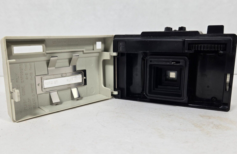 Vintage Keystone Auto Instant 115X Camera Black Camera Untested