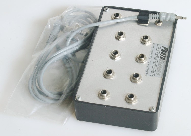 PHOTOGRAPHIC LIGHTING MULTI SYNC BOX WITH RC JACK