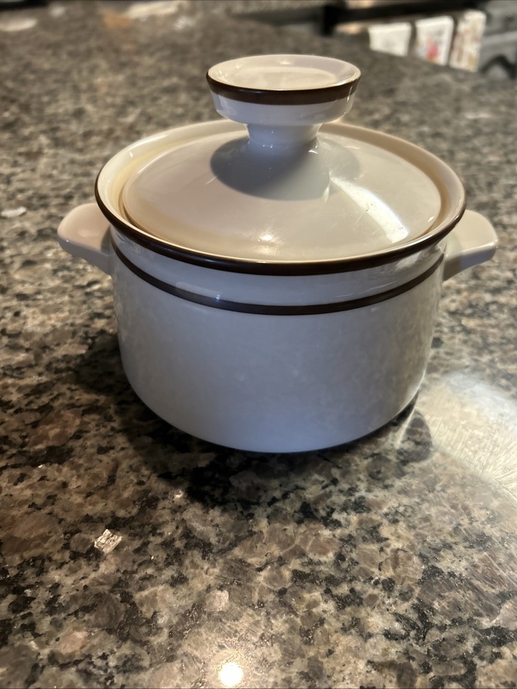 NORITAKE Tundra, Large Casserole With Lid