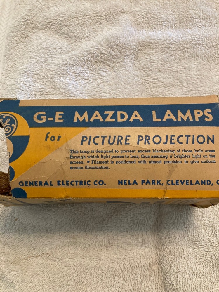 GE 750 watt PROJECTOR LIGHT BULB