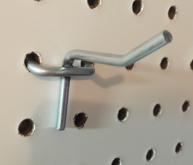 (20 PACK) One Inch All Metal Peg Hooks For 1/8" to 1/4" Pegboard or Slatwall USA