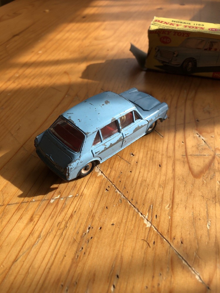 dinky toys morris 1100