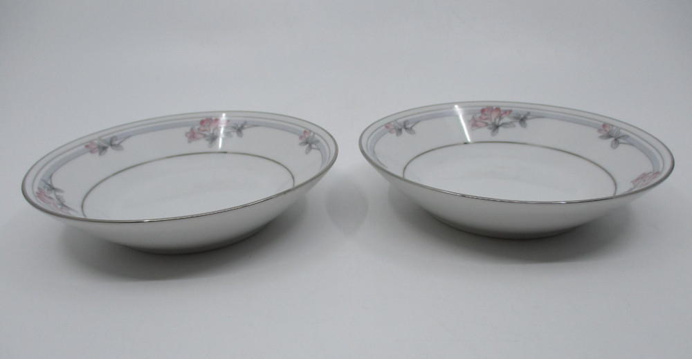 NORITAKE TARKINGTON - 2 FRUIT BOWLS - 5 1/2"  0302J