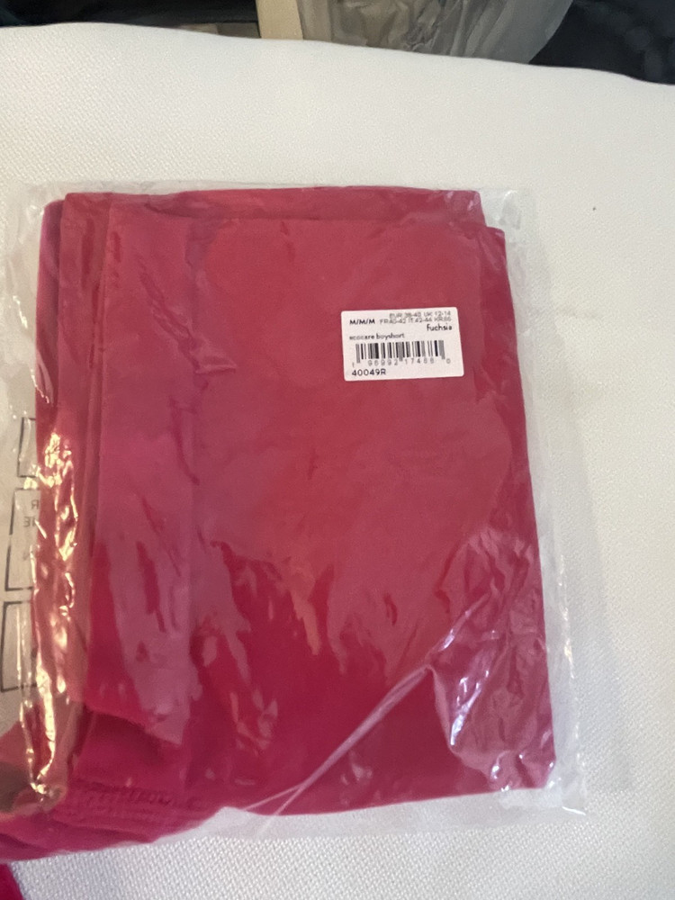 new spanx ecocare fuchsia boyshort size medium