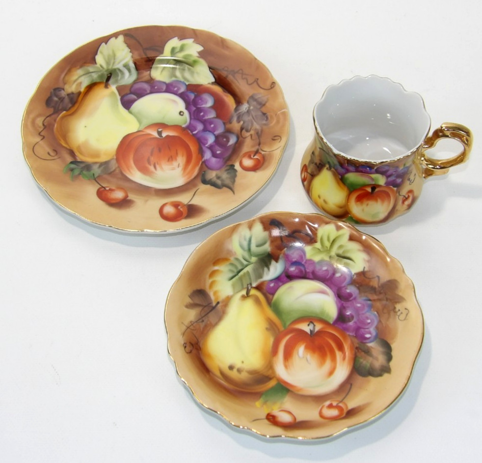 Vintage Lefton Heritage Fruit 8 Piece Assorted Serving Set