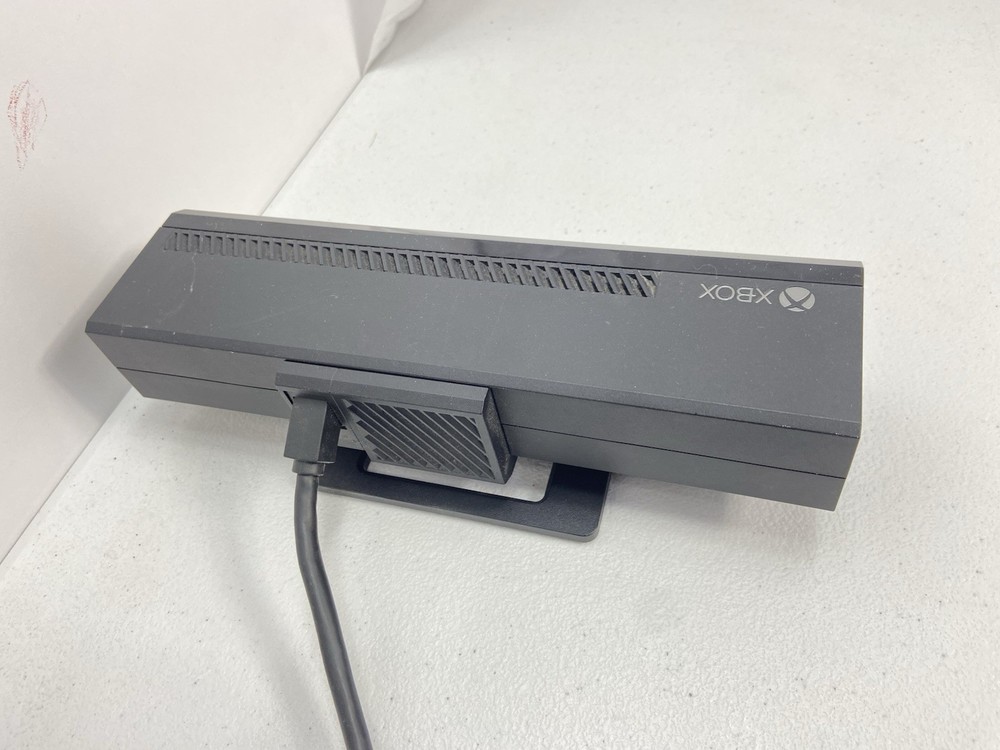 Microsoft Kinect Sensor for Xbox One Untested Good Condition