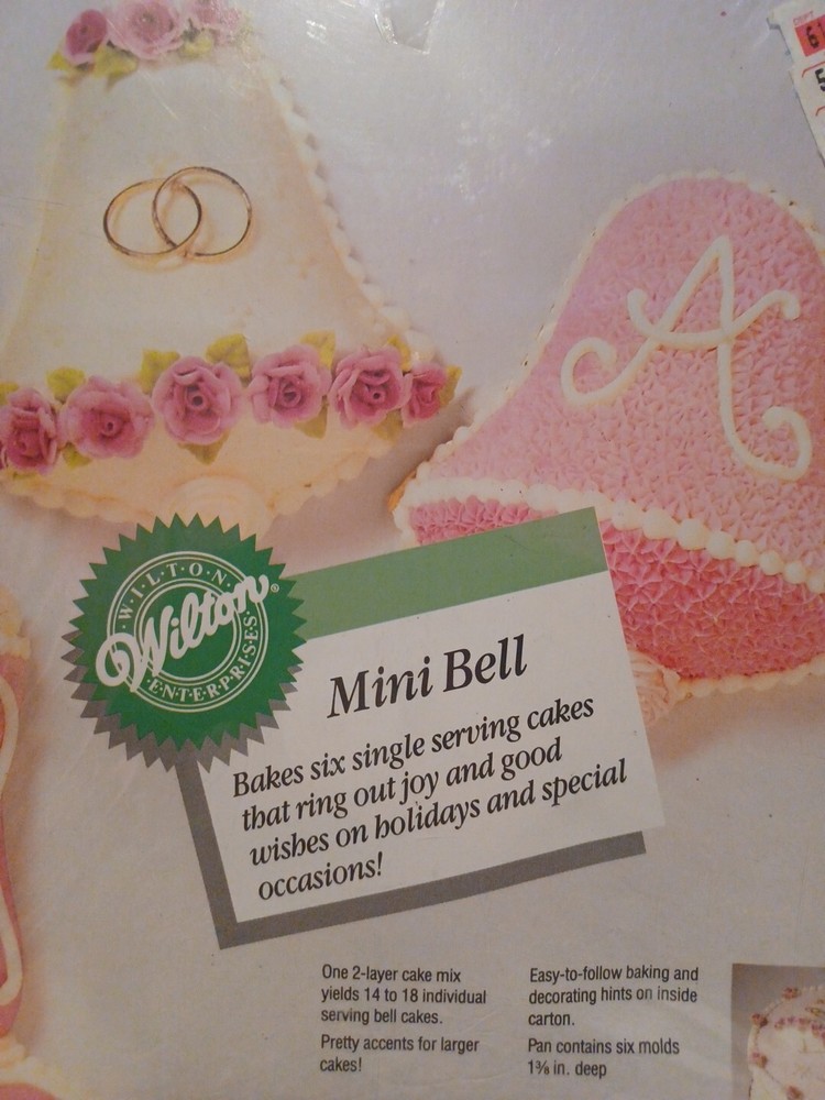 Wilton Vintage (1989) Mini Bell Cake Pan