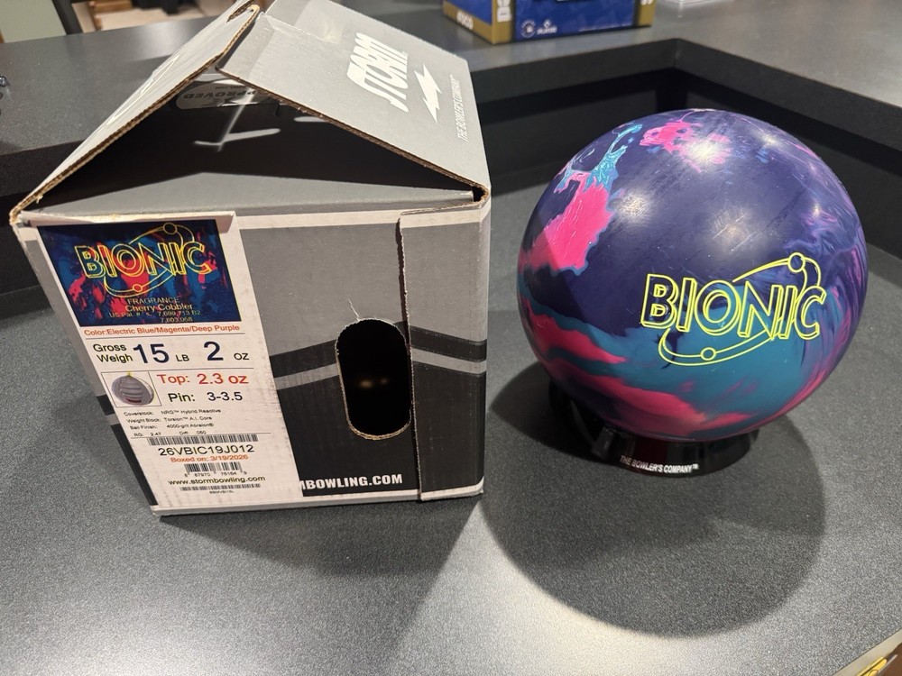 Storm Bionic Bowling Ball 15lb NIB