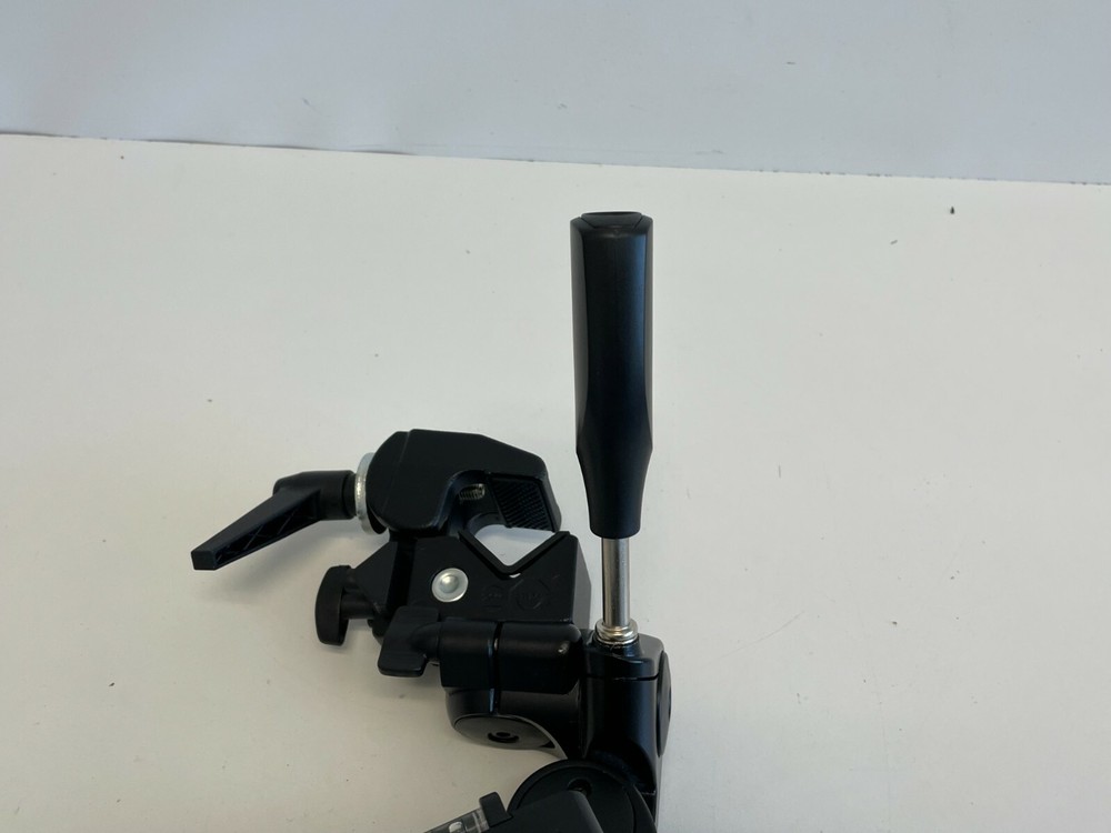 PP7: Silk / Manfrotto Tripod Camera Attachment