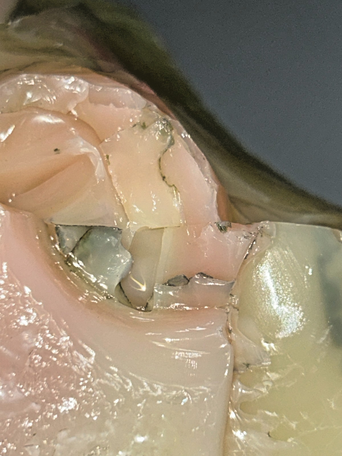 Vintage Uranium Glass Slag Cullet Awesome Glow 6 lbs 10 oz