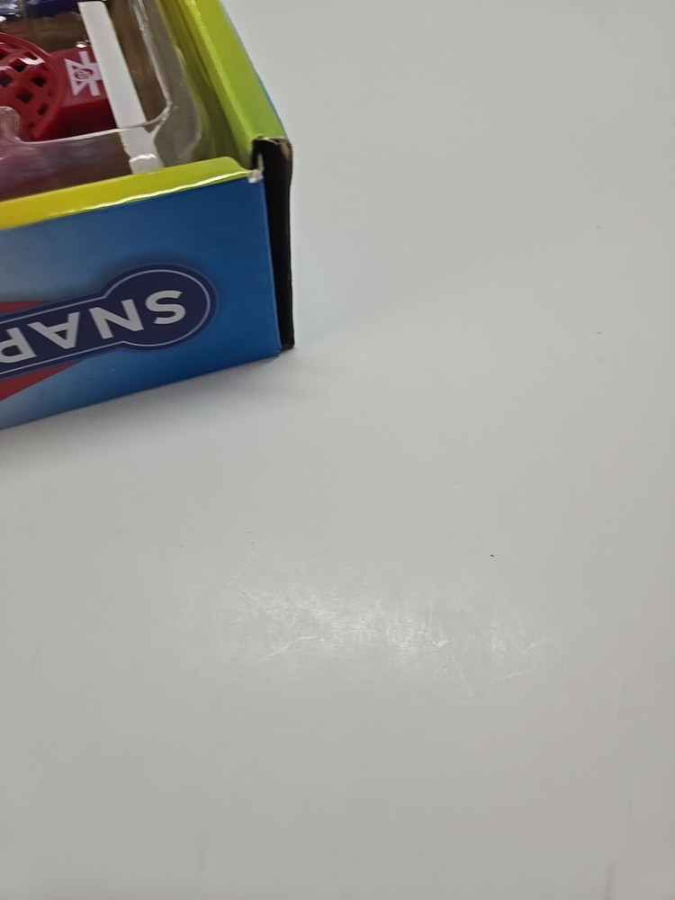 Snap Circuits SC-100 Electronics Exploration Kit, Over 100 Projects NEW Open Box