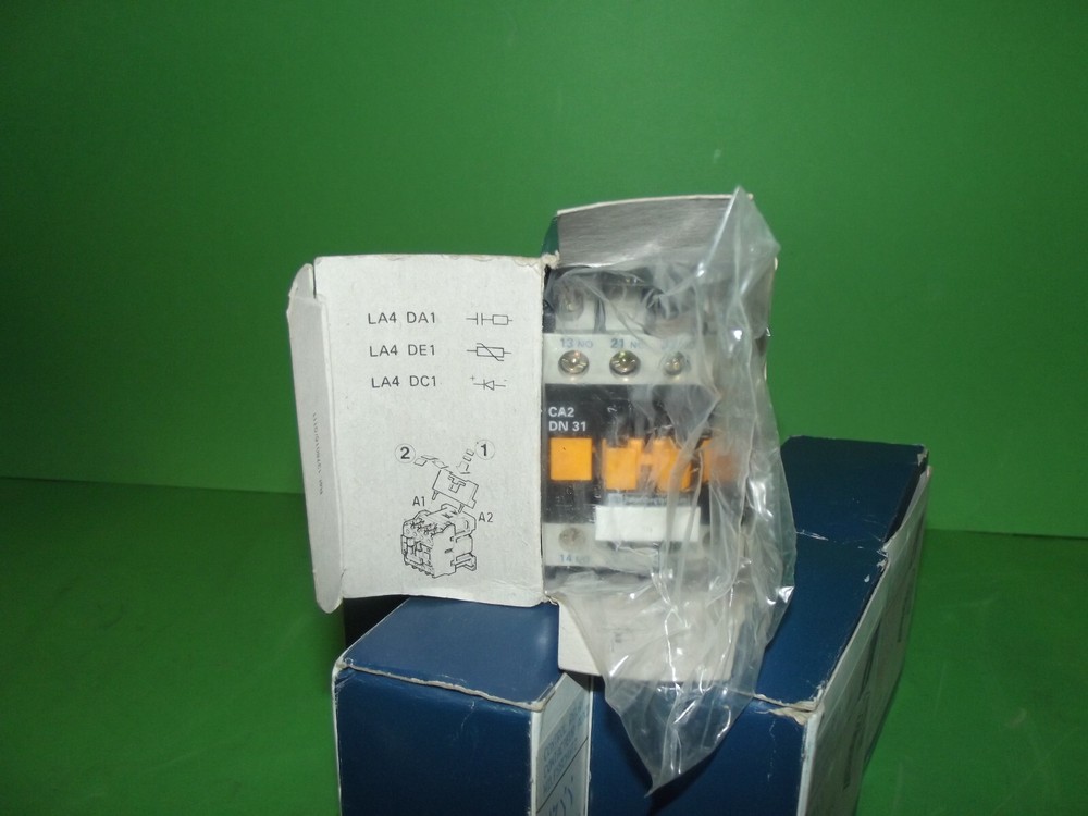 Telemecanique CA2DN31B7 Control Relay Coil 24 VDC
