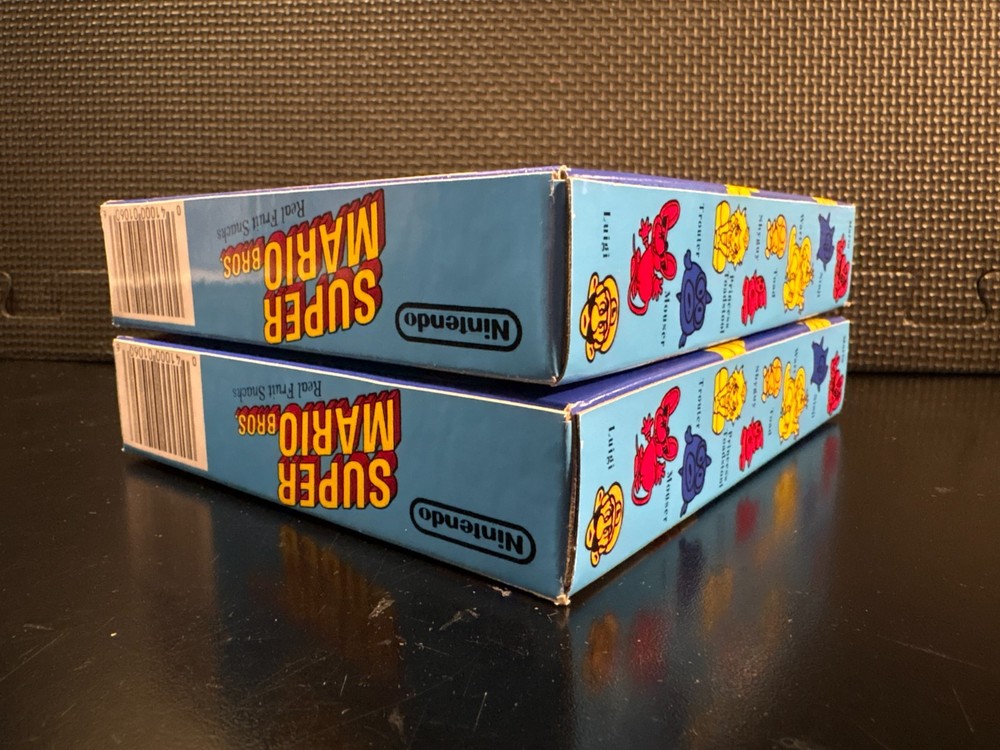 Super Mario Bros fruit snacks - 2 empty custom design display boxes