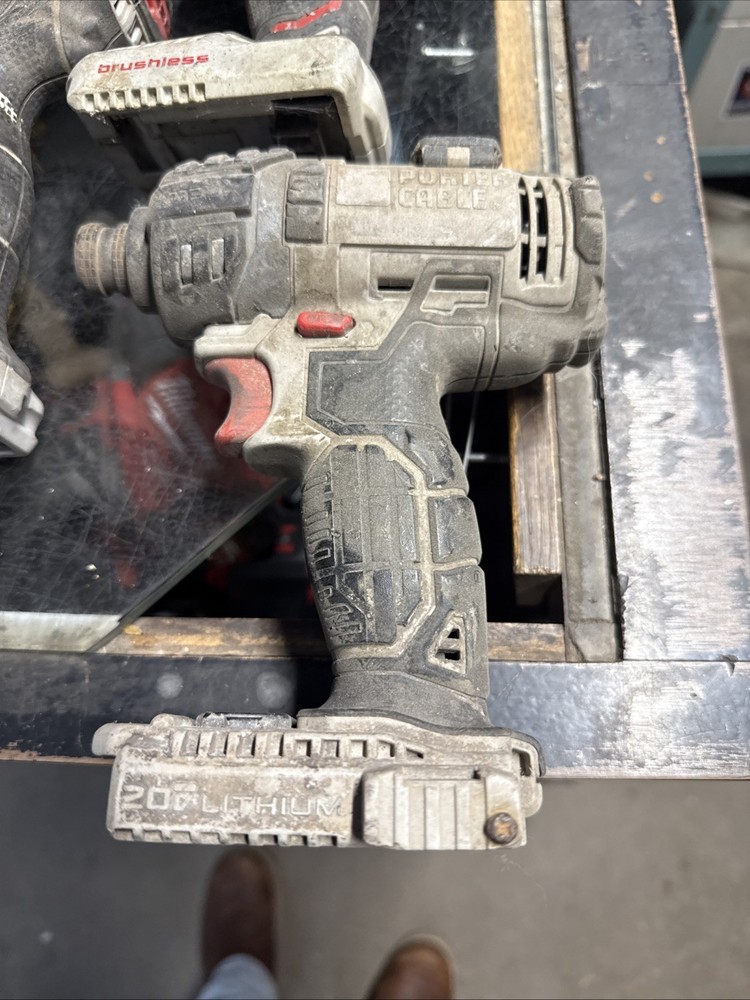 Porter Cable 20v Combo Set Circ Saw Drills Impact Light Battery UNTESTED
