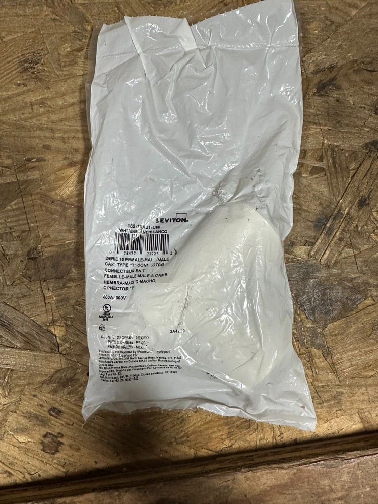 CAMLOCK Tee - White (F, M, M)