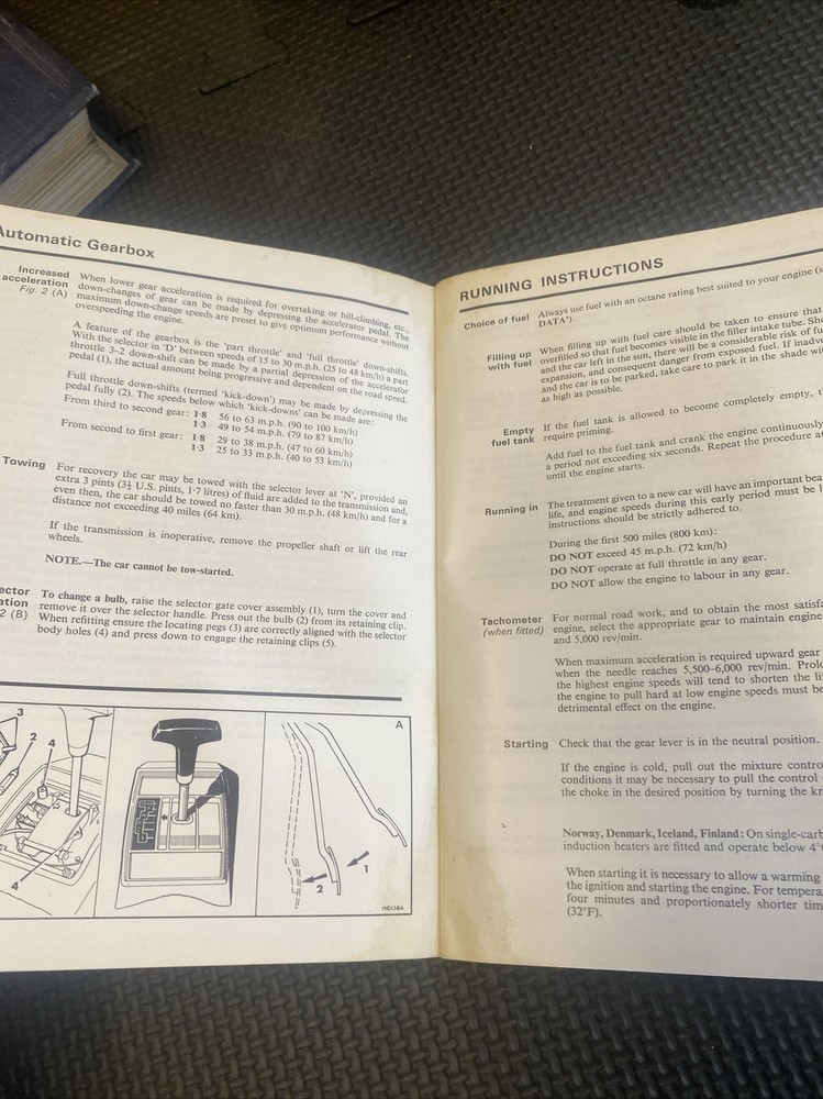 Vintage Morris Marina Booklet