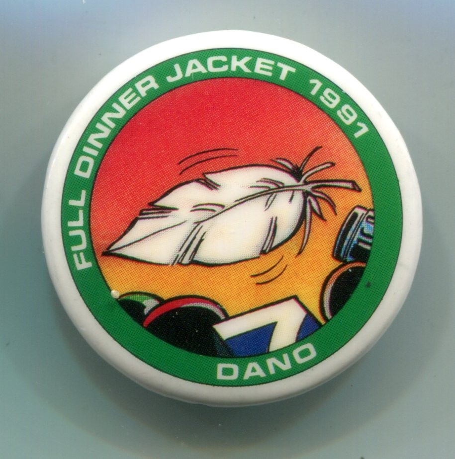 7 Doonesbury, Gary Trudeau Pinback Buttons, 1991